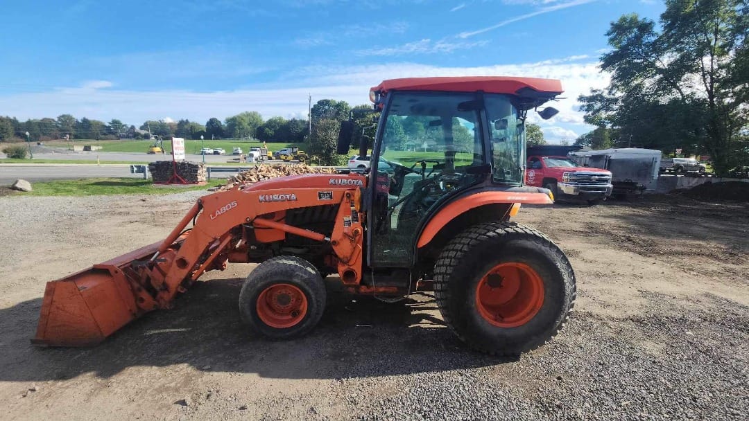 Main image Kubota L4060HSTC