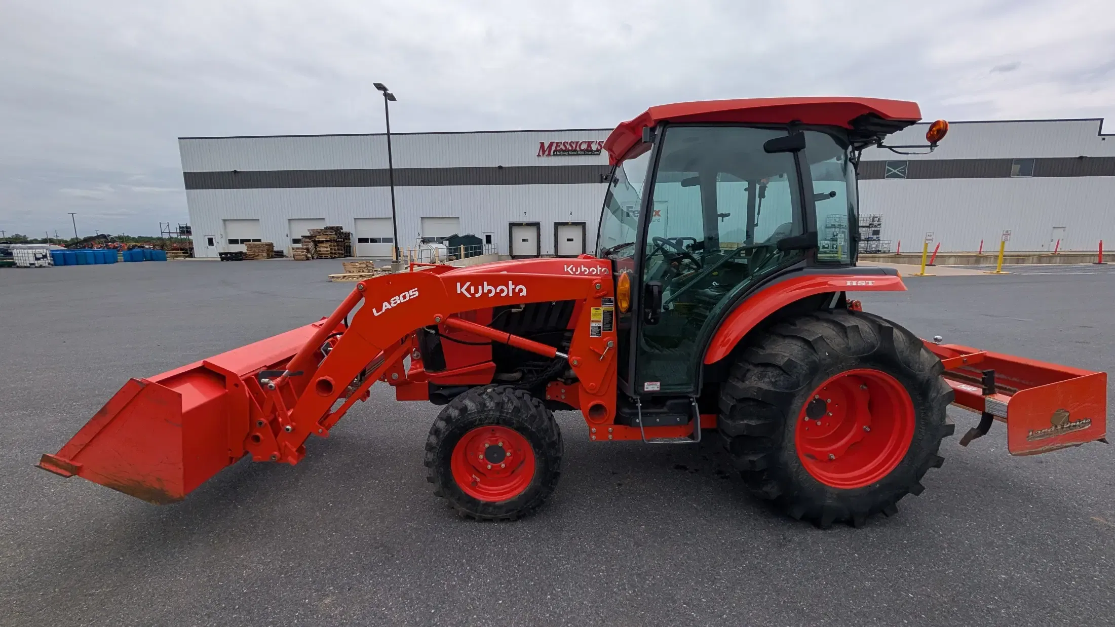 Kubota L4060HSTC-LE Equipment Image0