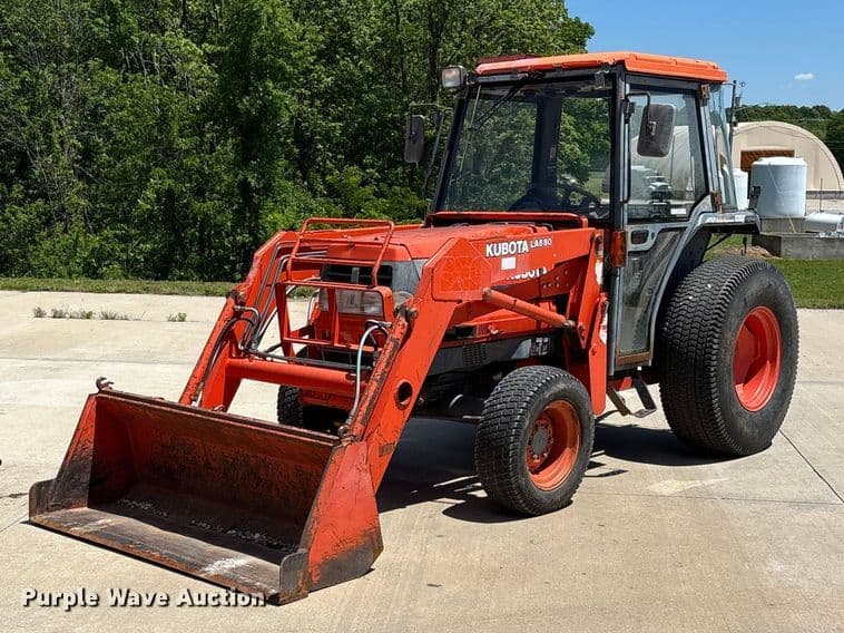 Image of Kubota L4200 Primary image