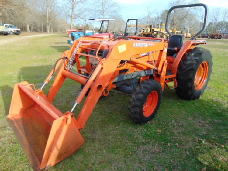 SOLD Kubota L4200 Tractors 40 to 99 HP Tractor Zoom