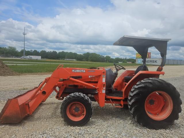Image of Kubota L4200 equipment image 2