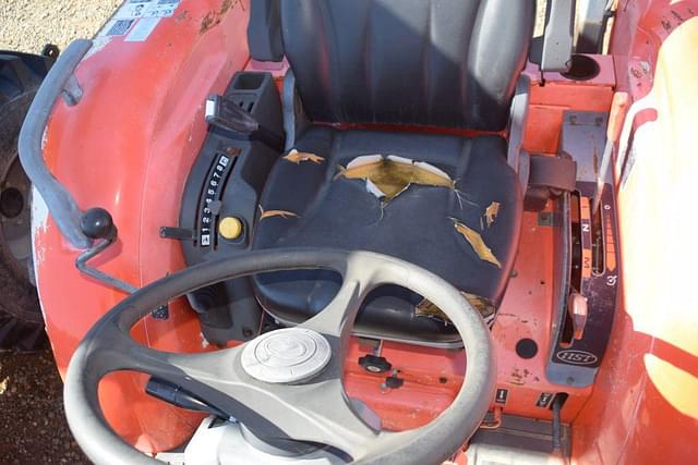 Image of Kubota L4240 equipment image 4