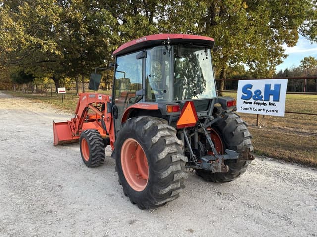 Image of Kubota L4240 equipment image 2