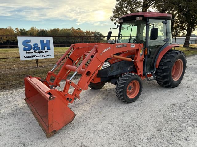 Image of Kubota L4240 equipment image 1