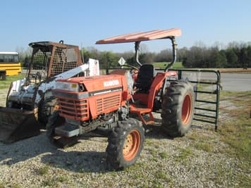 Main image Kubota L4300