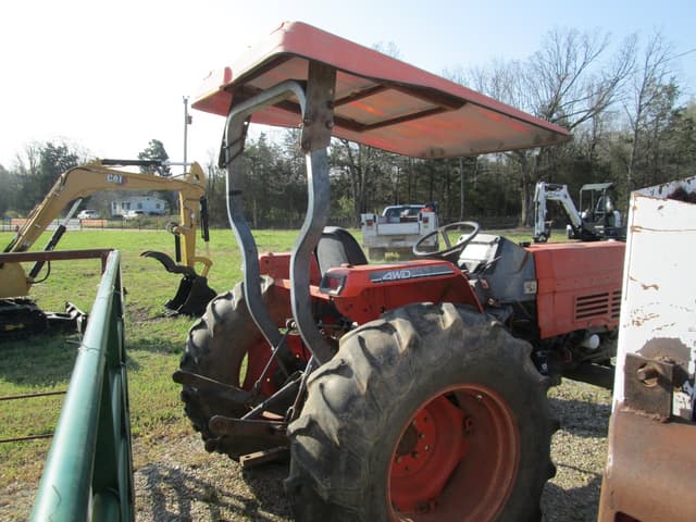 Image of Kubota L4300 equipment image 2