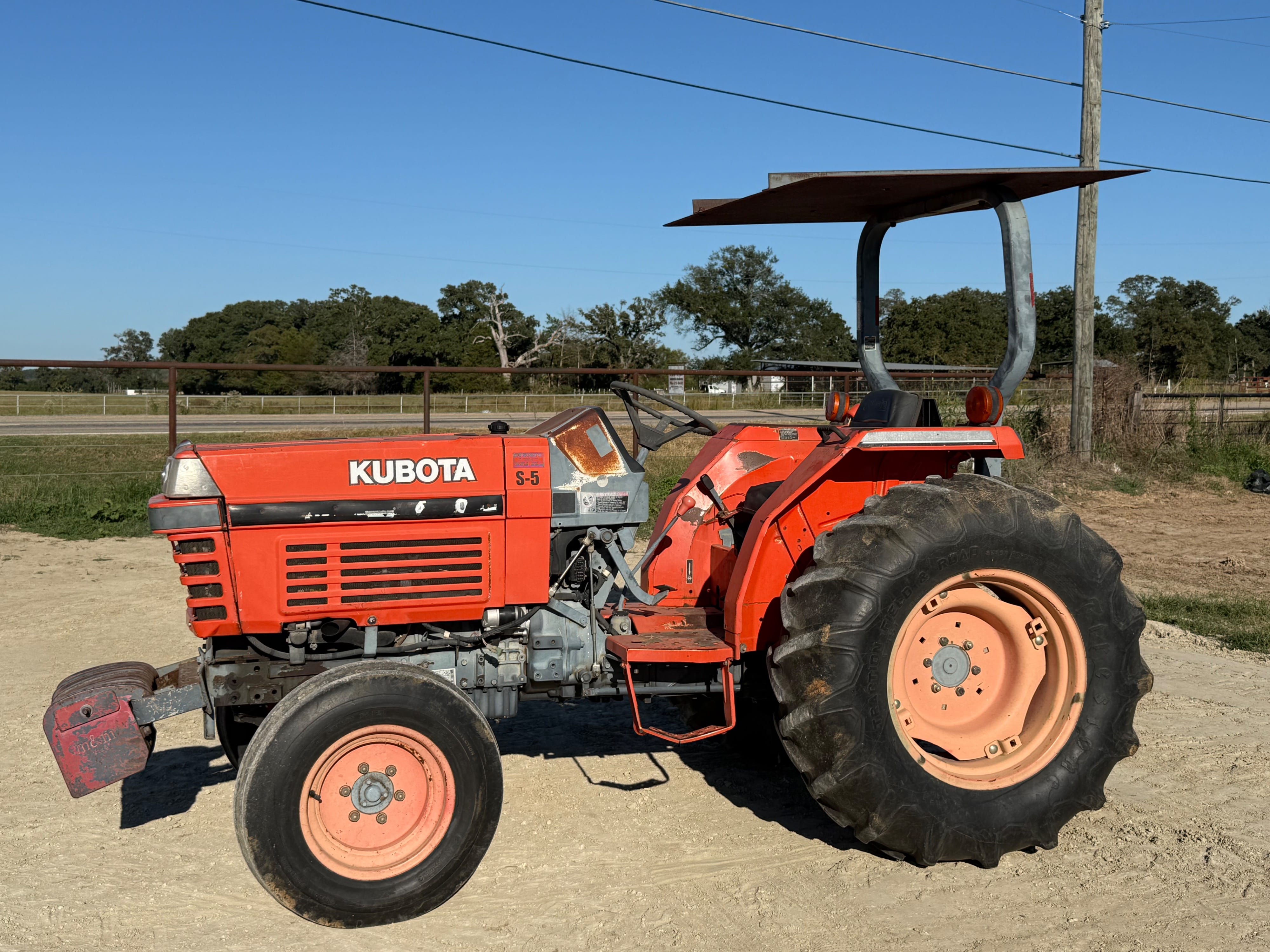 Main image Kubota L4300