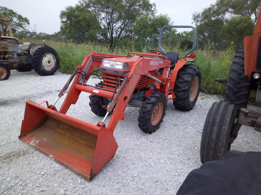 Main image Kubota L4300