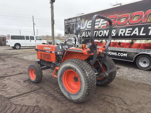 Image of Kubota L4300 equipment image 2