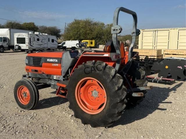 Image of Kubota L4310 equipment image 2