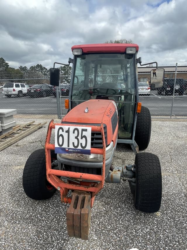 Image of Kubota L4330 equipment image 1