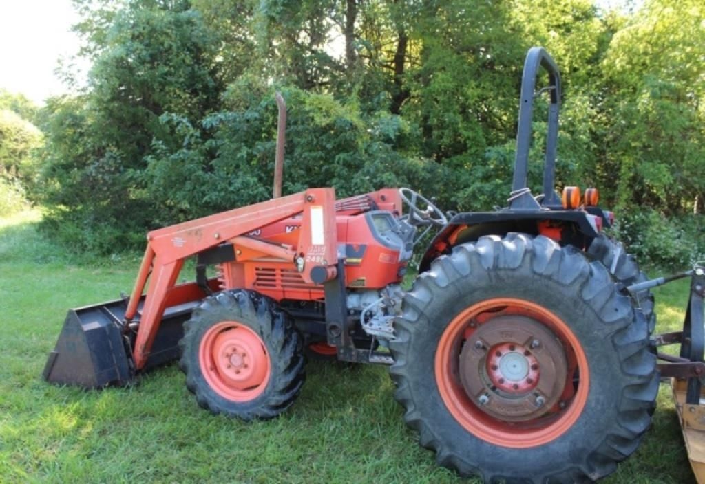 Kubota L4350 Equipment Image0