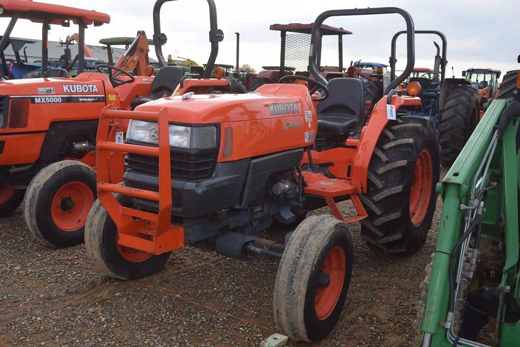 Image of Kubota L4400 Primary image