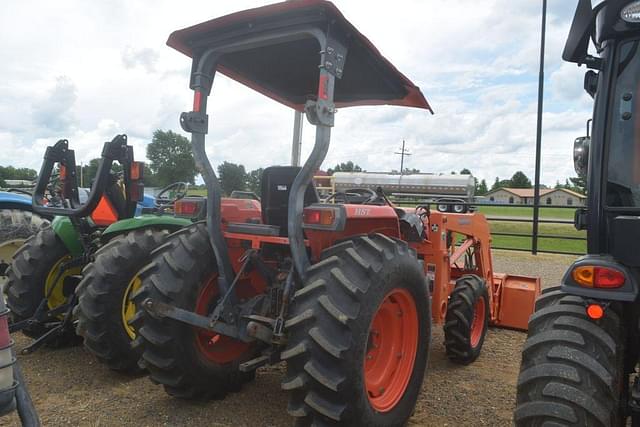 Image of Kubota L4400 equipment image 2