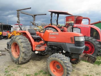 Main image Kubota L4400