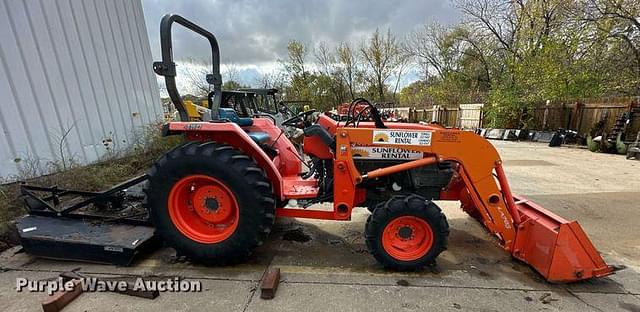 Image of Kubota L4400 equipment image 3