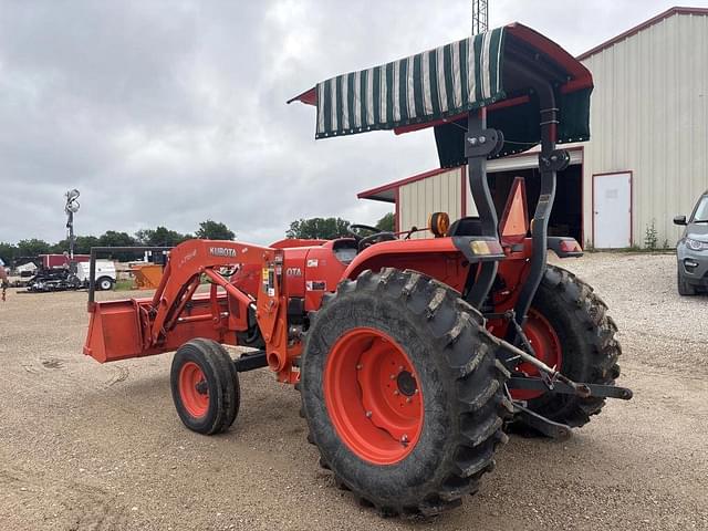 Image of Kubota L4600 equipment image 2