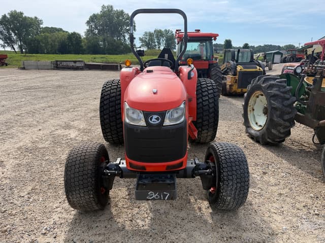 Image of Kubota L4600 equipment image 1
