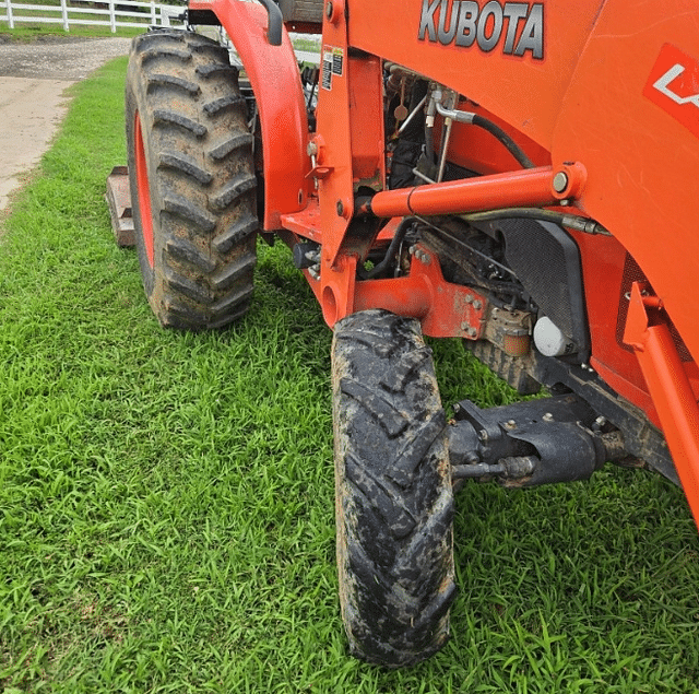 Image of Kubota L4600 equipment image 2