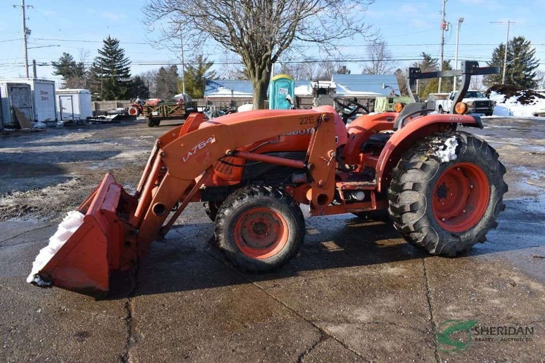 Image of Kubota L4600 Primary image