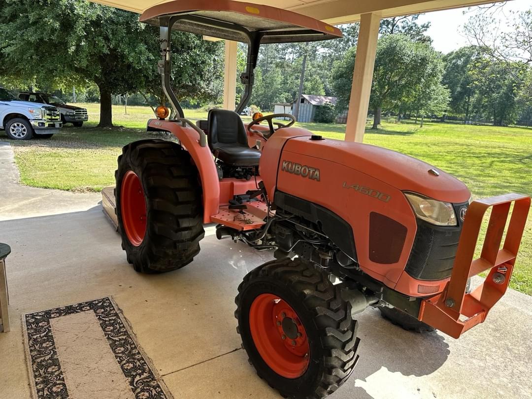 Image of Kubota L4600 Image 0