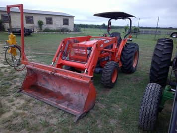 Main image Kubota L4610