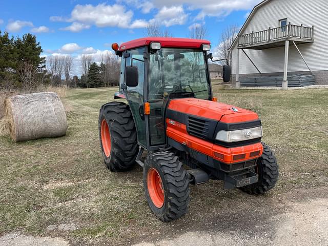 Image of Kubota L4610 equipment image 2