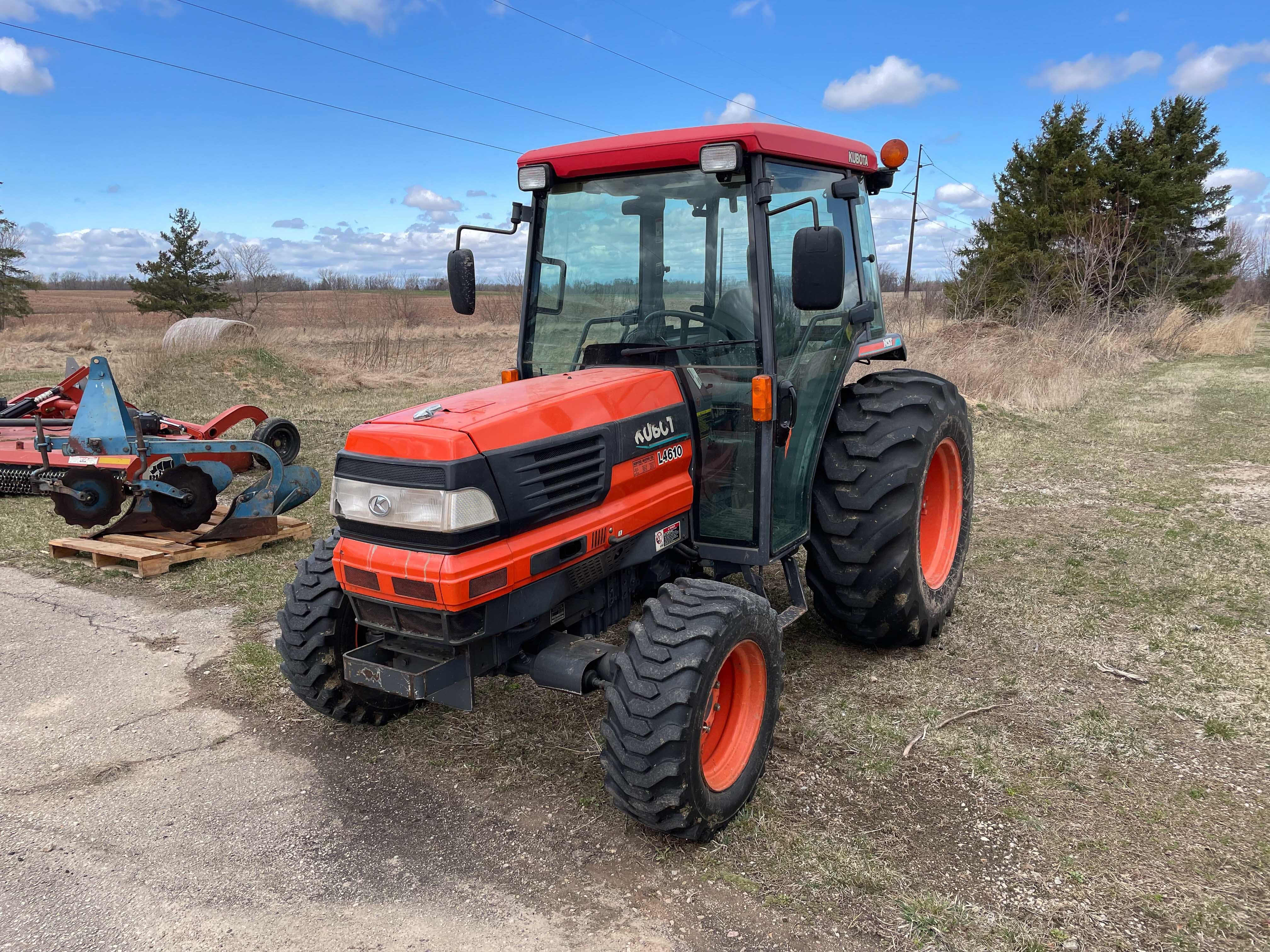 Main image Kubota L4610