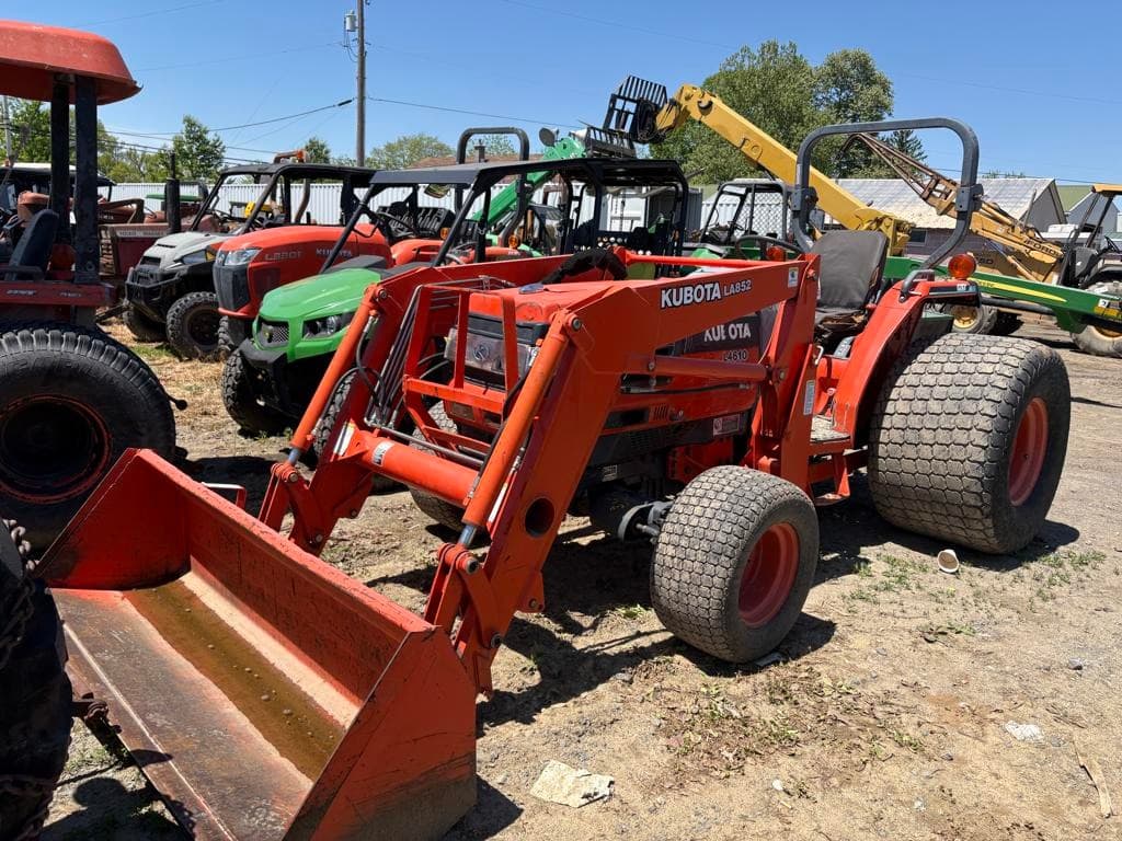 Image of Kubota L4610 Primary image