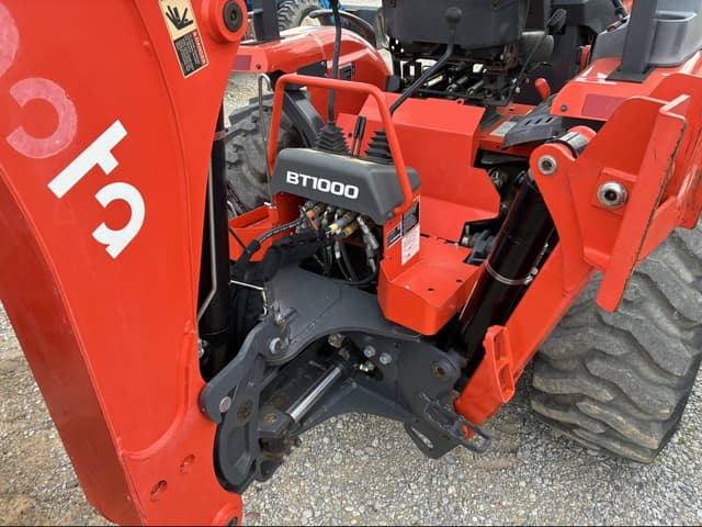 Image of Kubota L47 equipment image 4