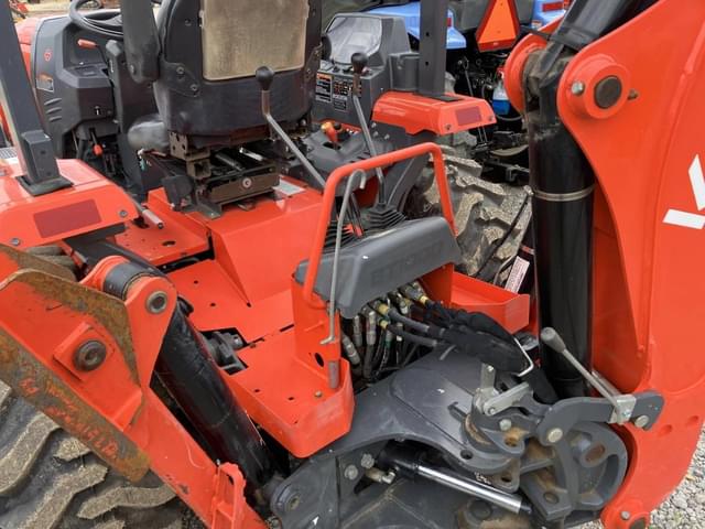 Image of Kubota L47 equipment image 4