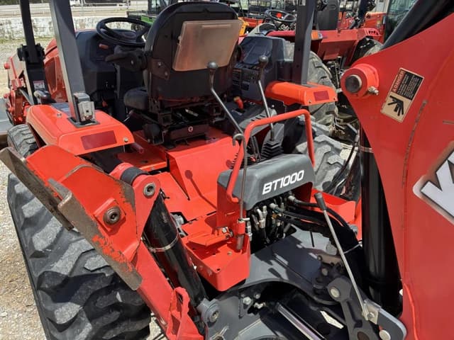 Image of Kubota L47 equipment image 4
