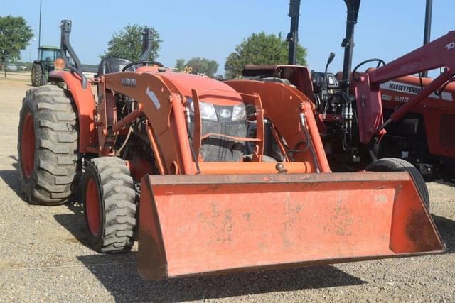 Image of Kubota L4701 equipment image 3
