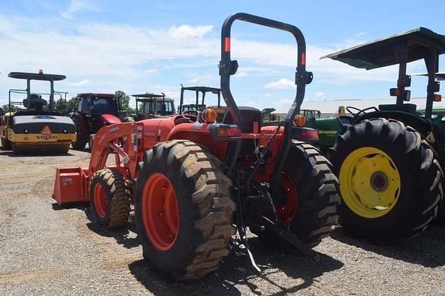 Image of Kubota L4701 equipment image 1