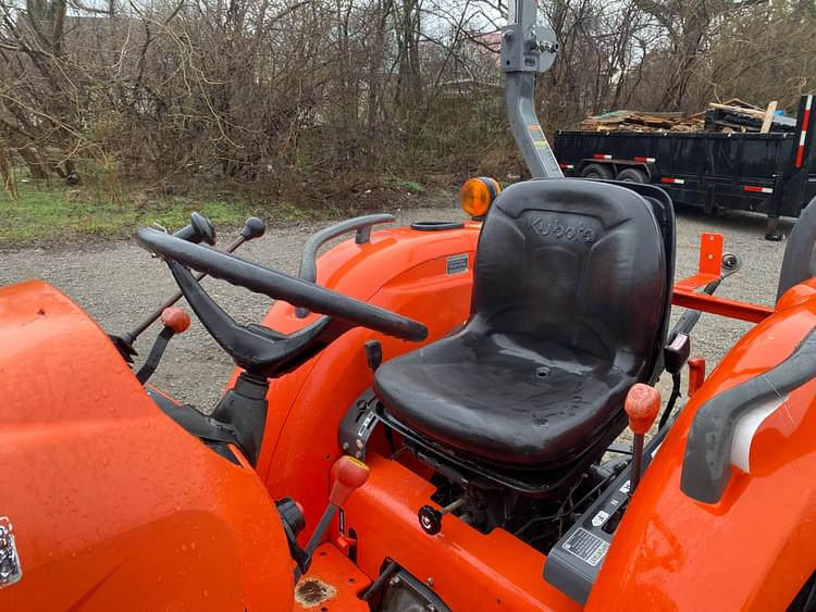 Kubota L4701 Tractors 40 to 99 HP for Sale Tractor Zoom