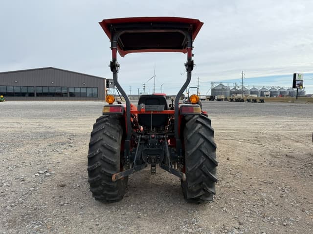 Image of Kubota L4701 equipment image 4