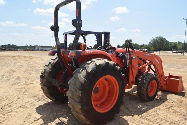 Image of Kubota L4701 equipment image 2