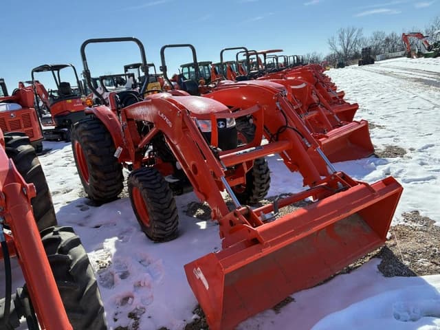 Image of Kubota L4701 equipment image 1