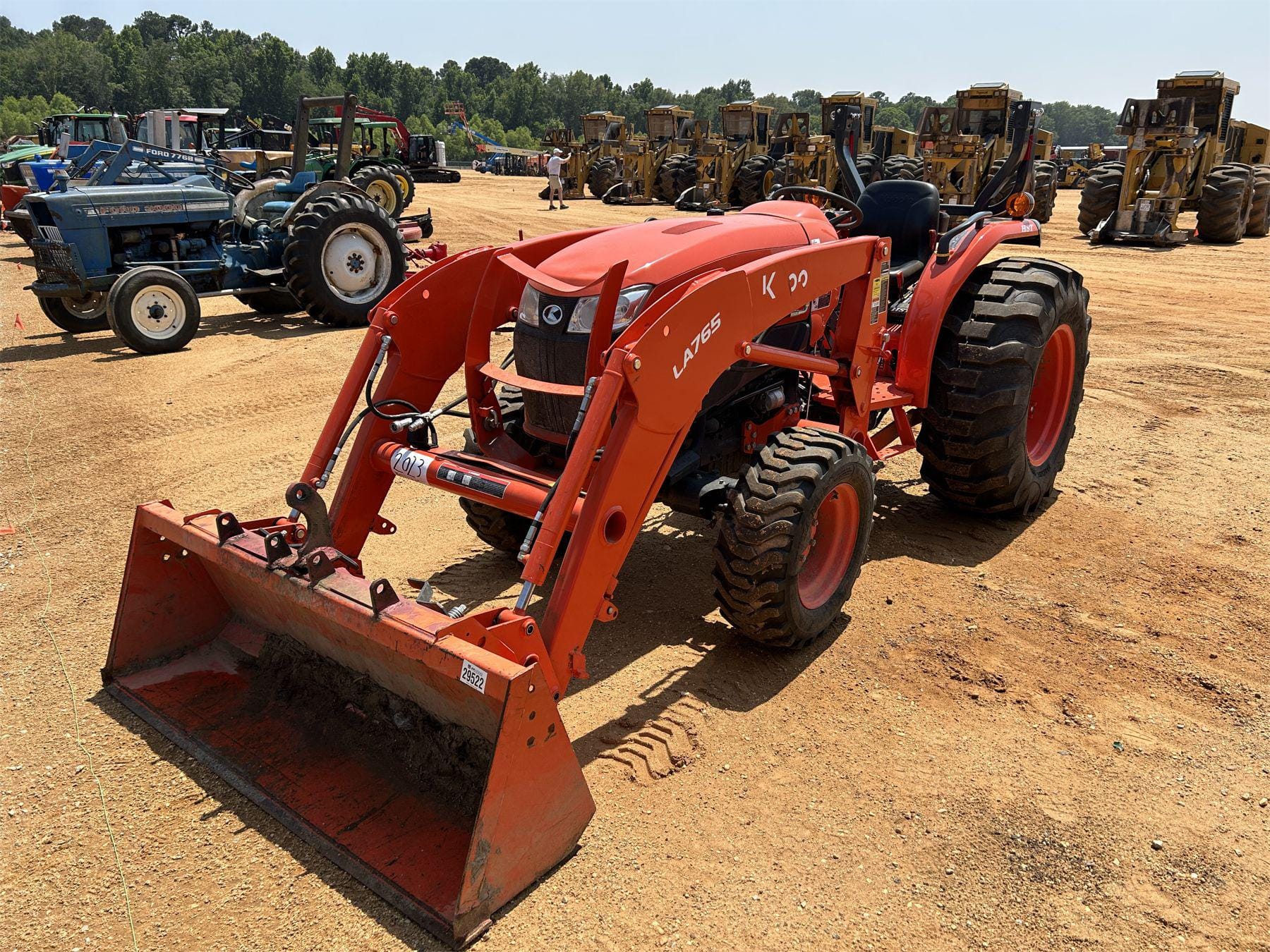 Main image Kubota L4701