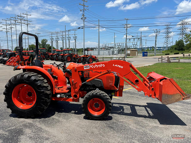 Image of Kubota L4701 equipment image 2