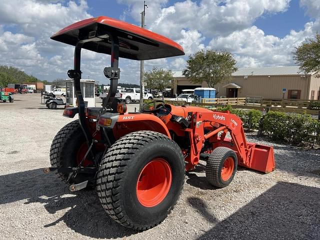 Image of Kubota L4701 equipment image 3