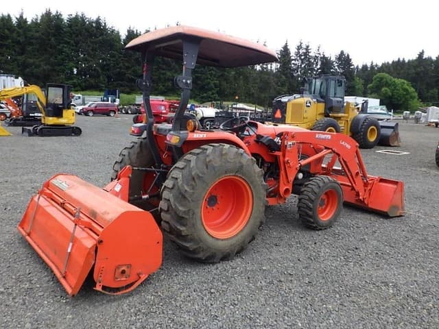 Image of Kubota L4701D equipment image 4