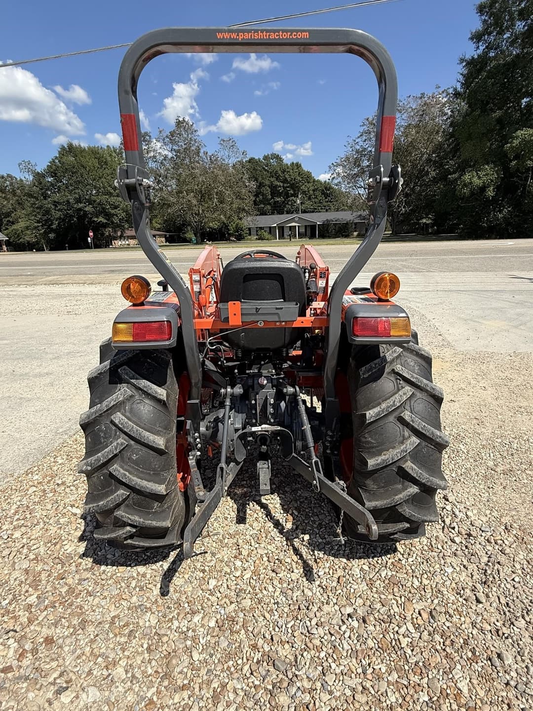 Image of Kubota L4701DT Image 1