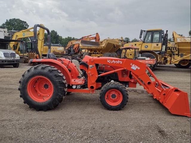 Image of Kubota L4701DT equipment image 2