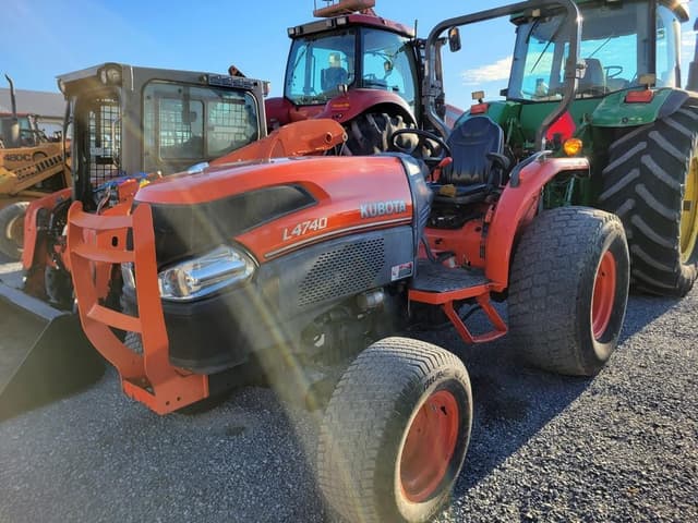 Image of Kubota L4740 equipment image 1
