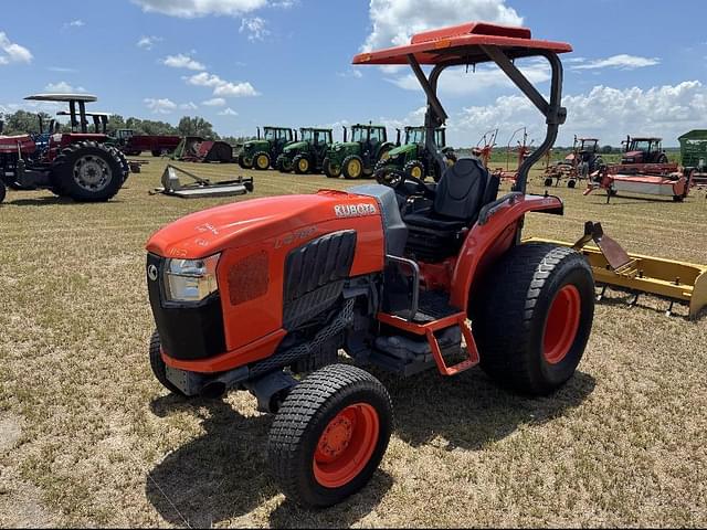 Image of Kubota L4760 equipment image 1