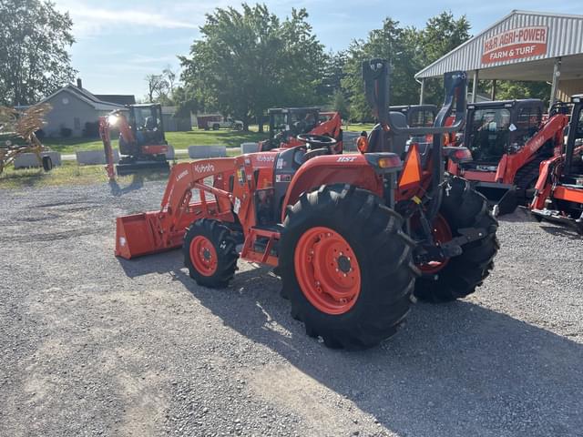 Image of Kubota L4760HST equipment image 4