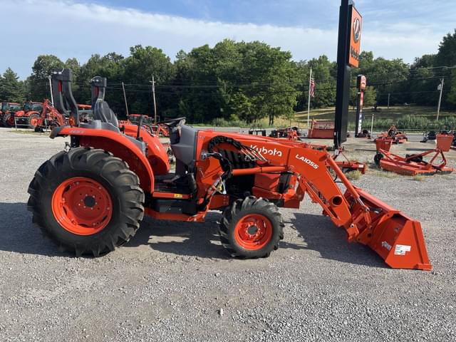 Image of Kubota L4760 equipment image 1
