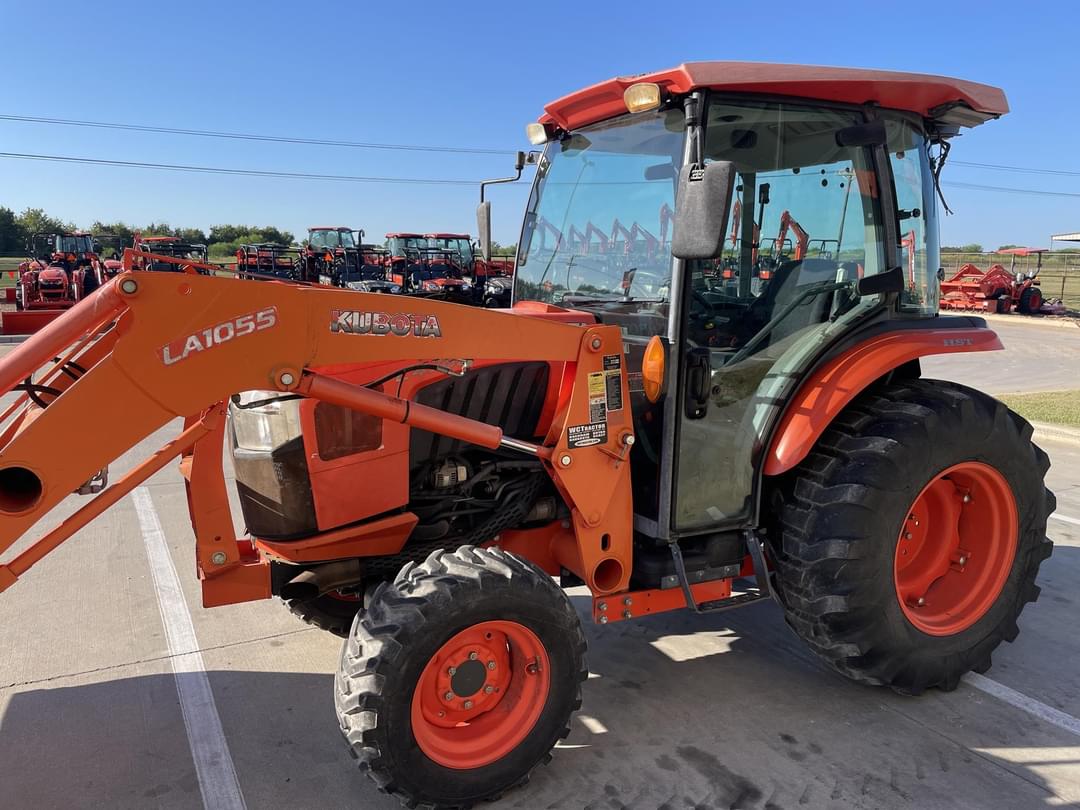 Image of Kubota L4760HSTC Primary Image