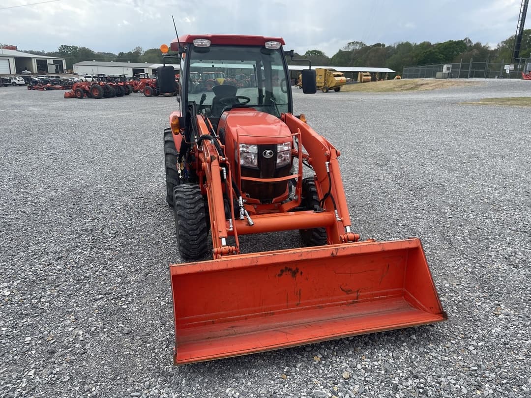 Image of Kubota L4760HSTC Image 1
